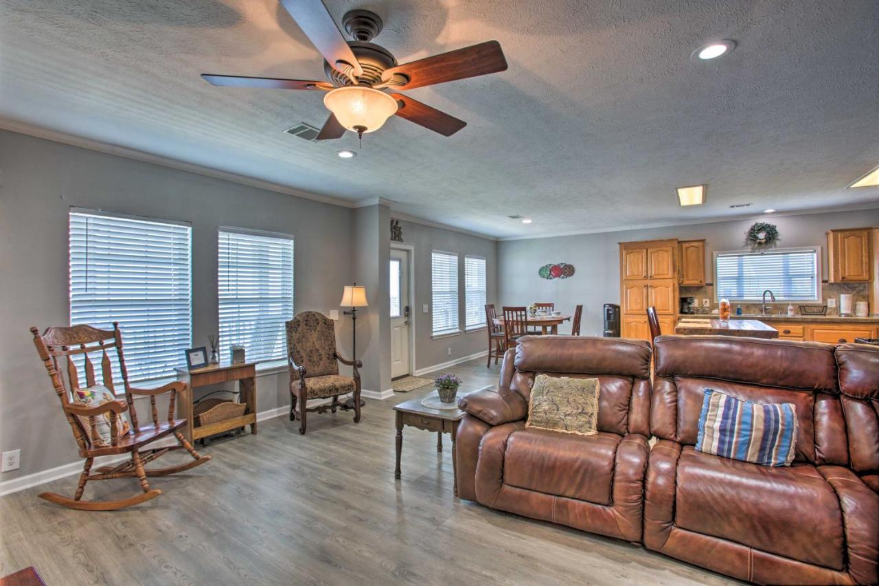 Waterfront New Orleans Home With Private Dock And Pier Eksteriør billede
